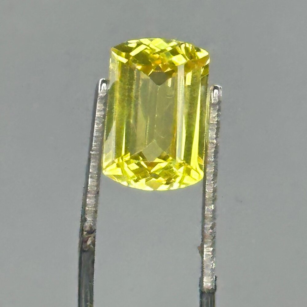 Certified Canary Sapphire